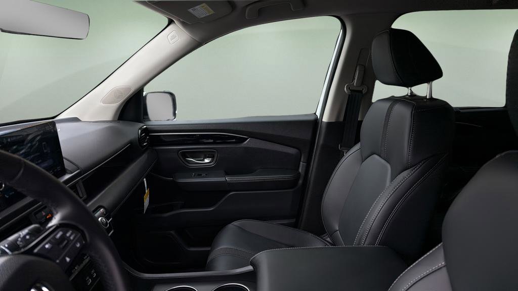 Used 2025 Honda Pilot EX-L image 12