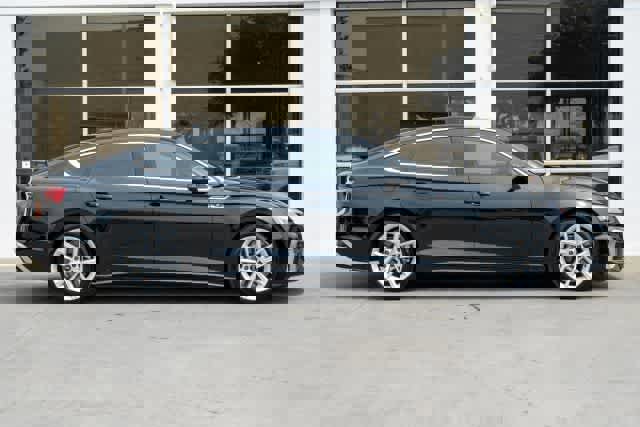 Used 2023 Audi A5 2.0T Prestige image 8