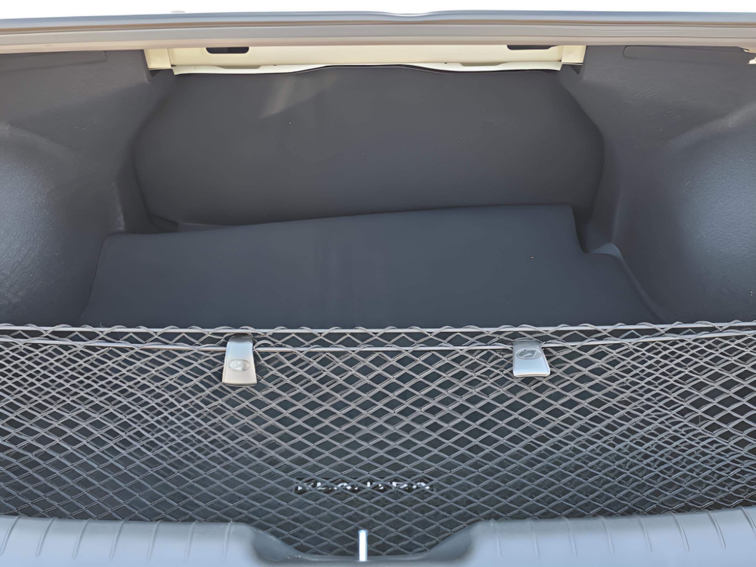 Certified 2025 Hyundai Elantra Sport image 7