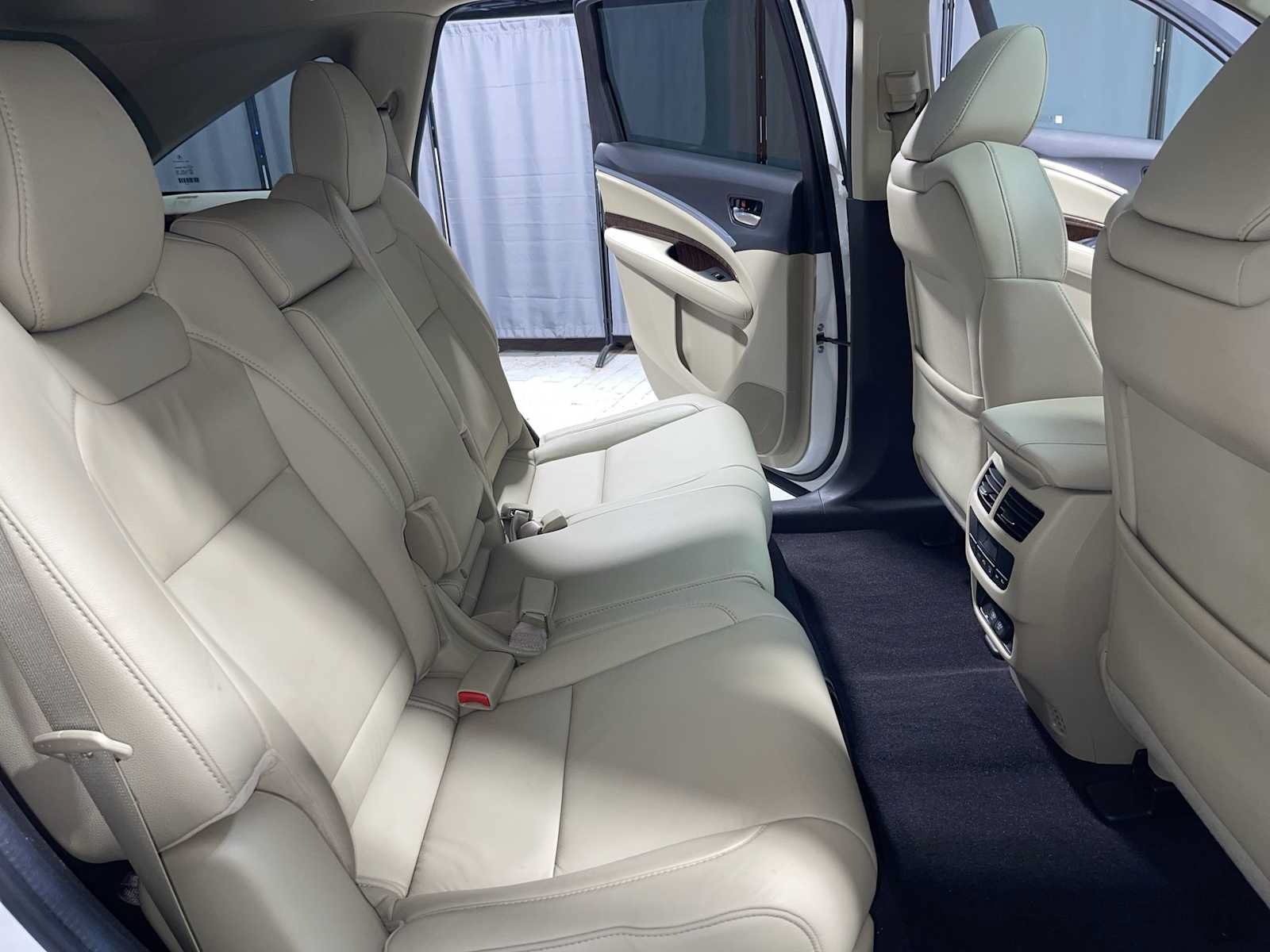 Used 2019 Acura MDX SH-AWD image 13