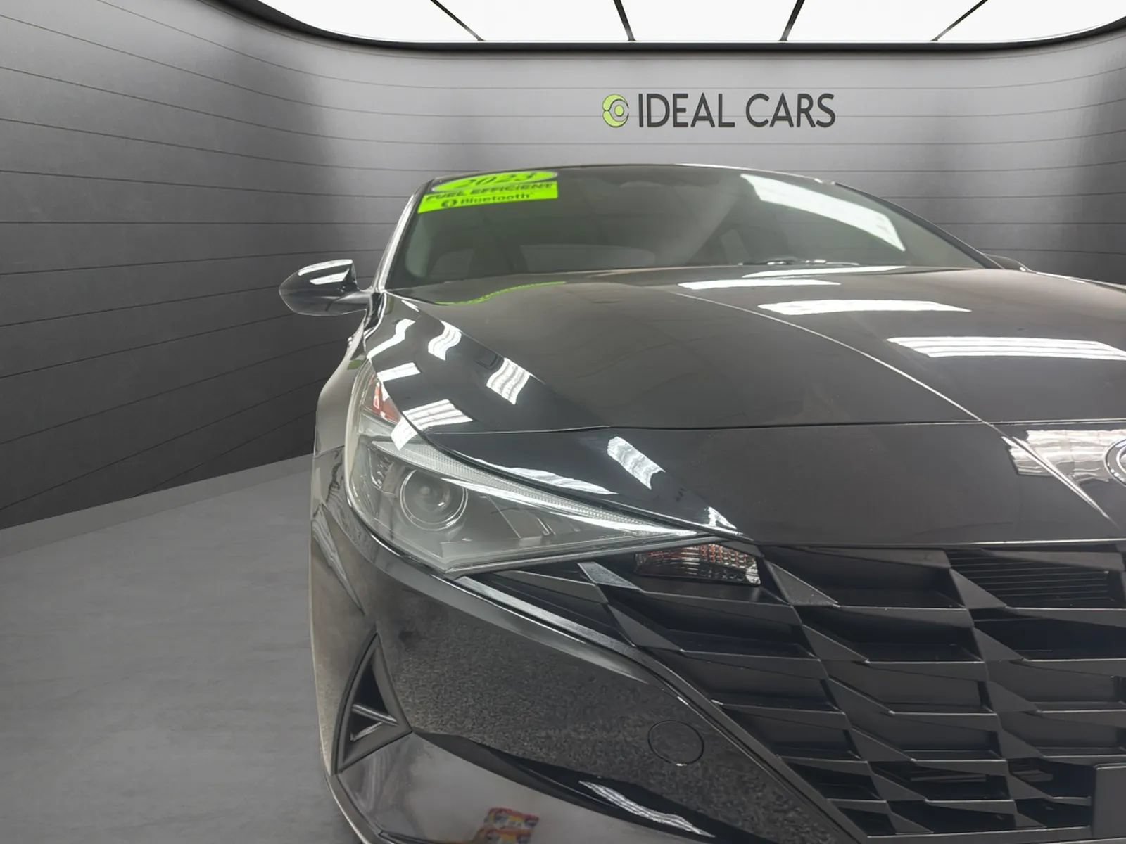 Used 2023 Hyundai Elantra SEL w/ Convenience Package FWD image 9