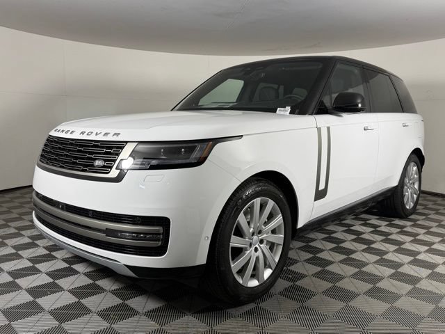 Used 2025 Land Rover Range Rover SE AWD/4WD image 2