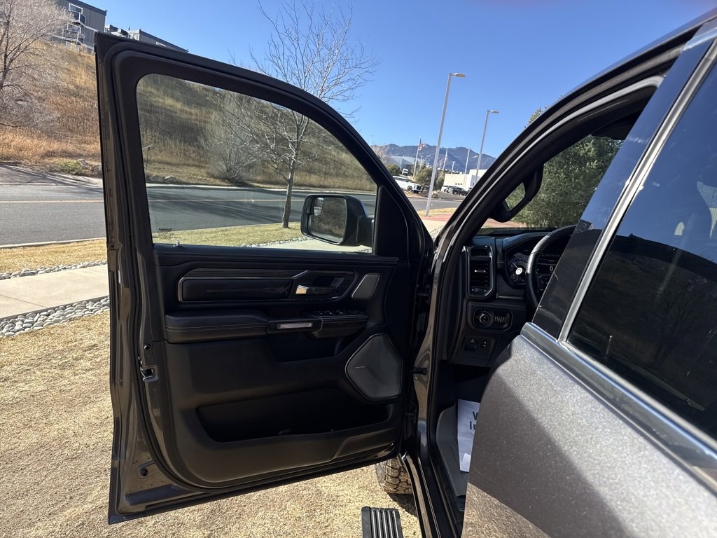 Used 2019 RAM 1500 Limited image 9
