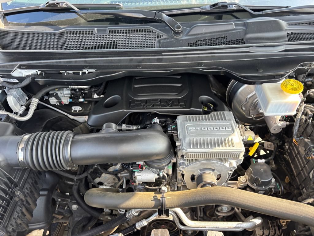 Used 2024 RAM 1500 Limited AWD/4WD image 22