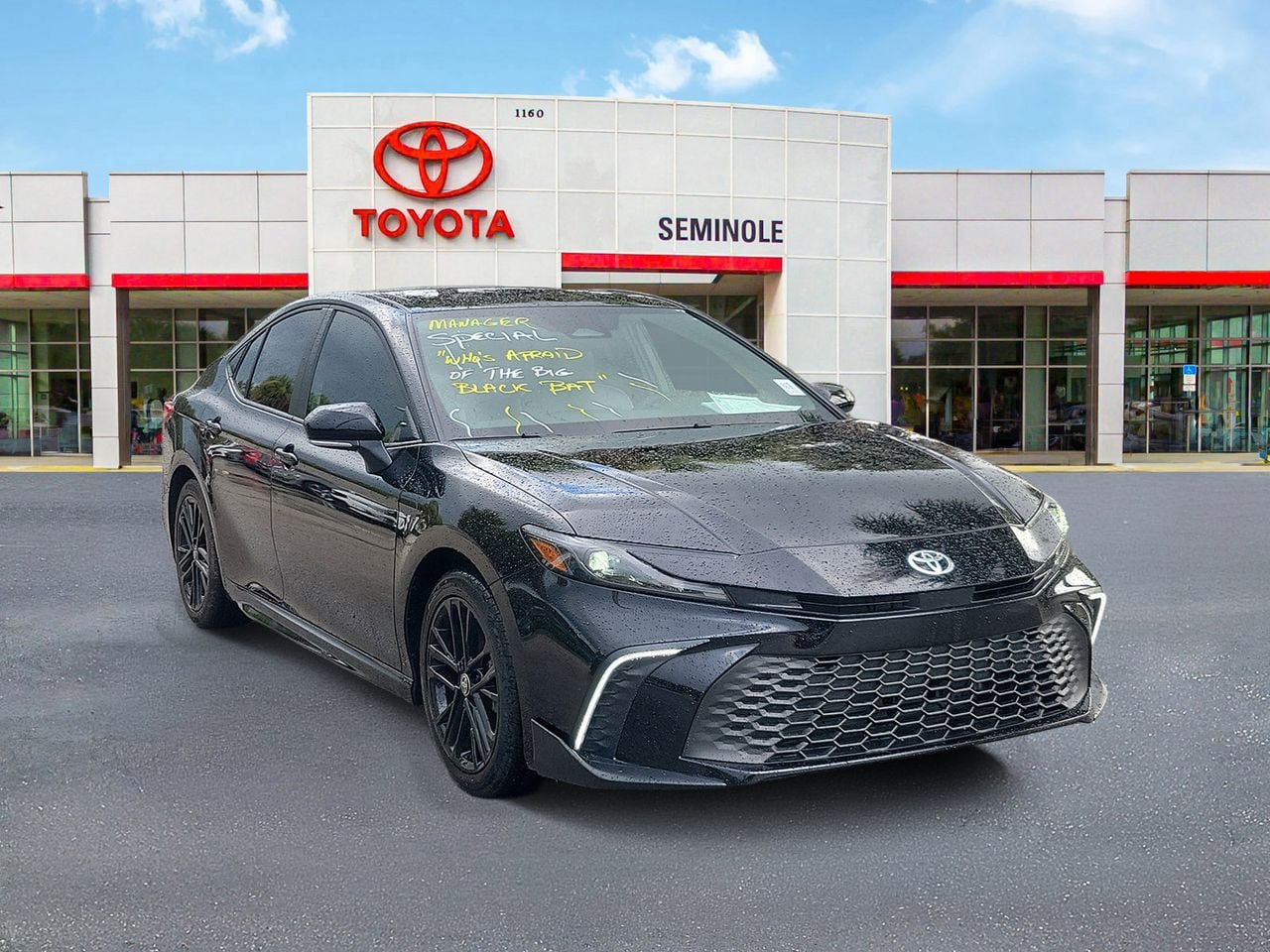 Used 2026 Toyota Camry SE FWD image 2