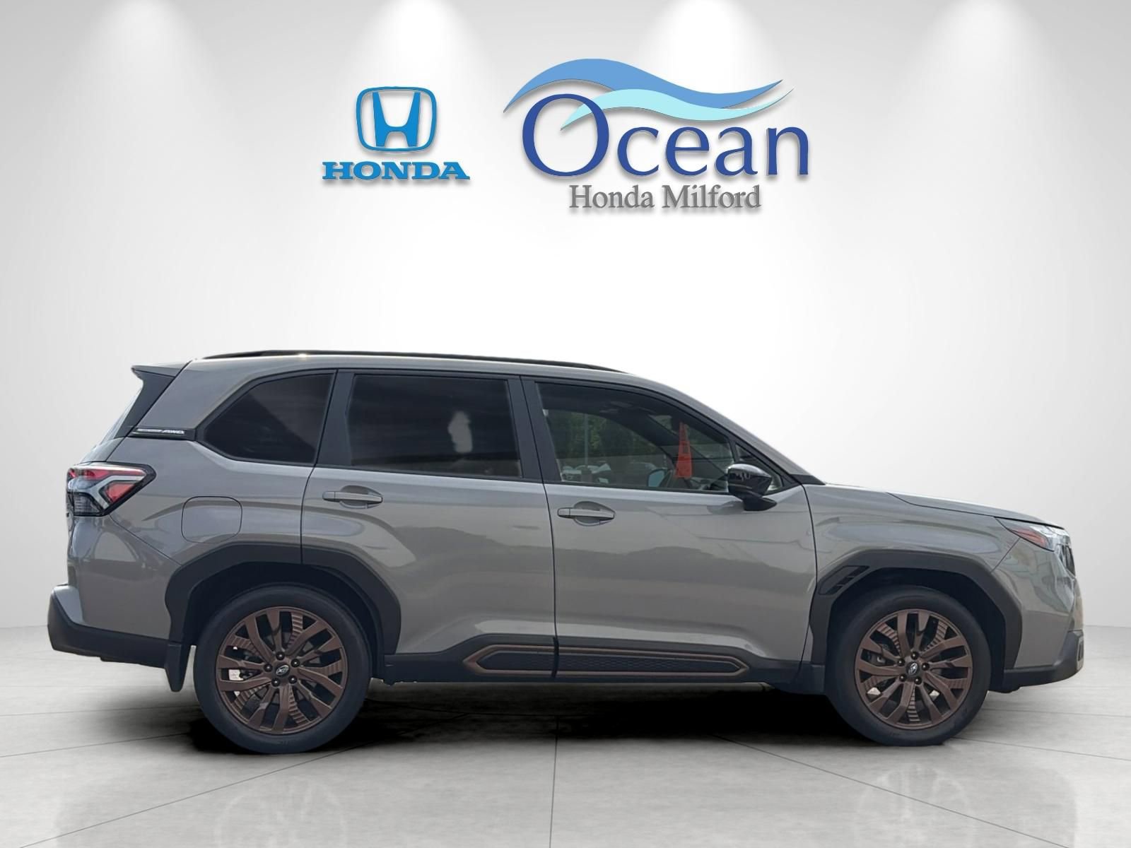 Used 2025 Subaru Forester Sport AWD/4WD image 2