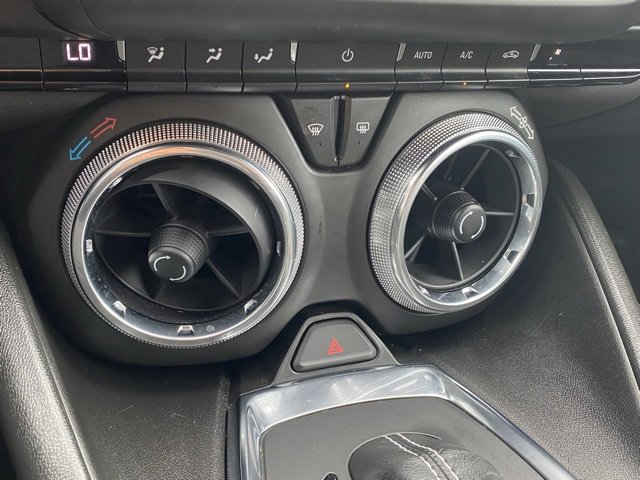 Used 2021 Chevrolet Camaro LT w/ RS Package image 23