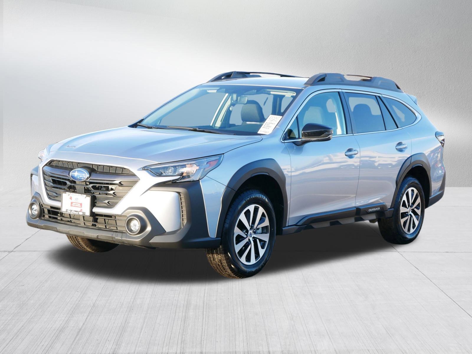 Certified 2025 Subaru Outback Premium image 3