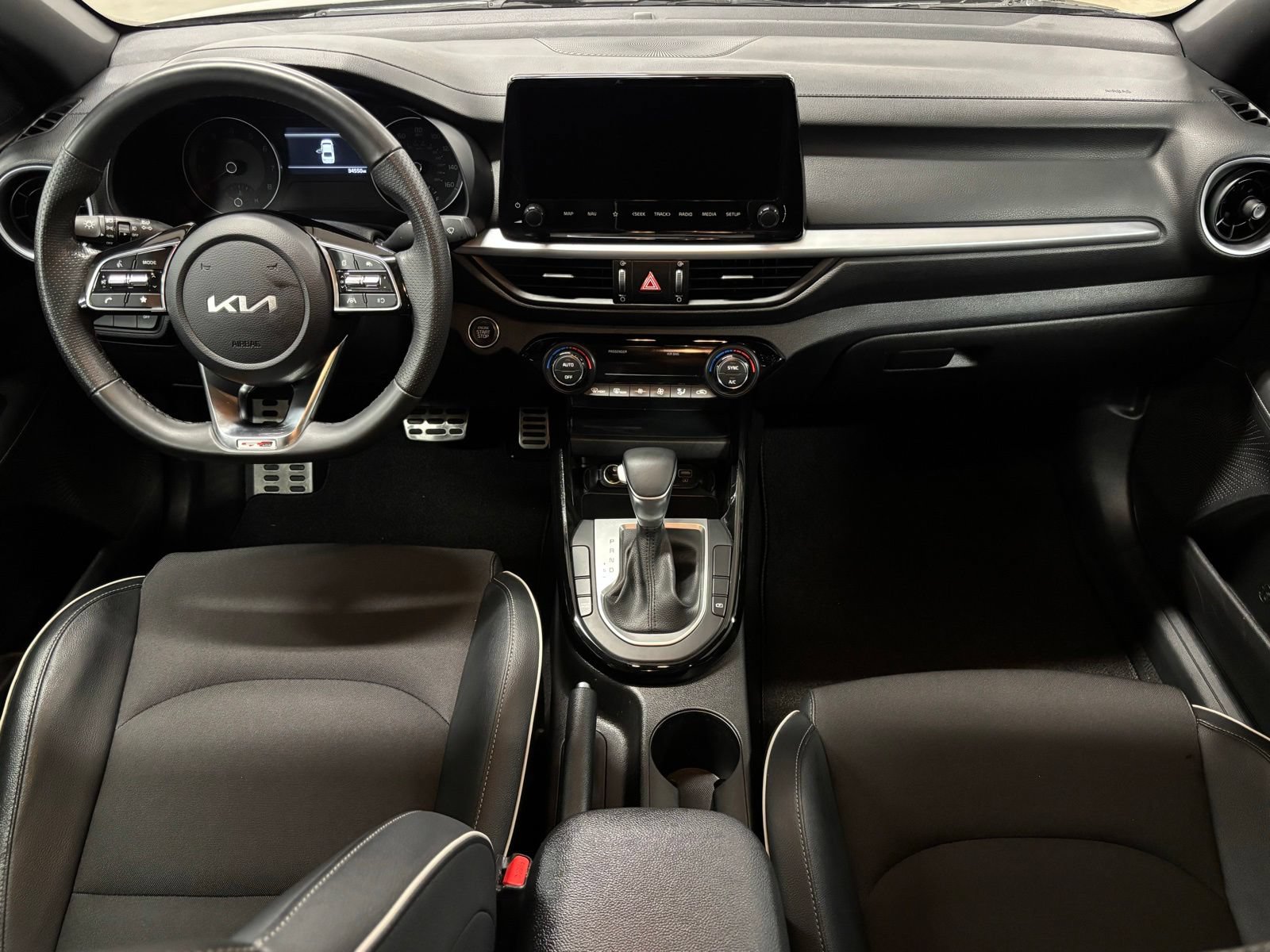 Used 2023 Kia Forte GT-Line FWD image 9