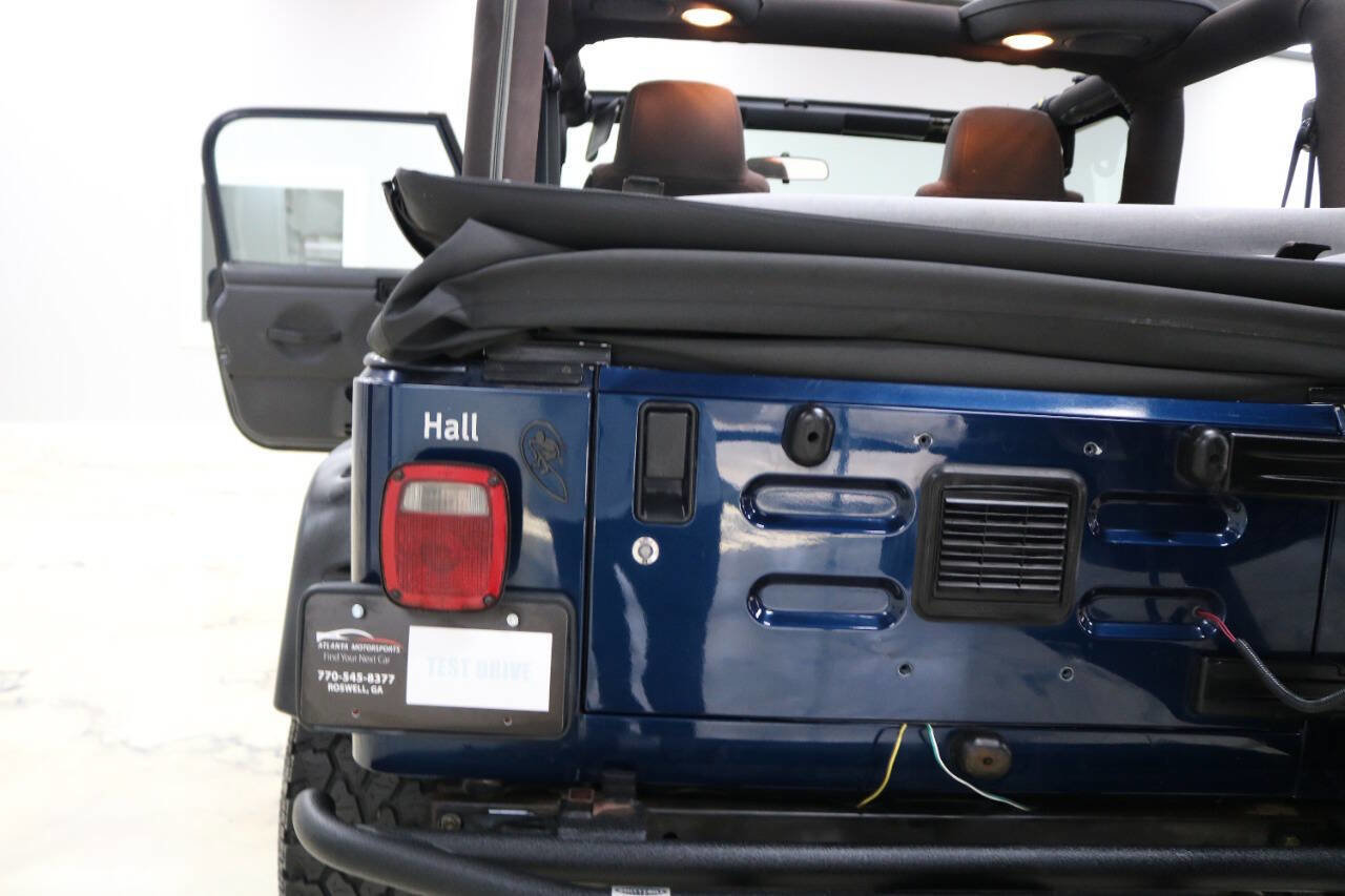 Used 2004 Jeep Wrangler Rubicon AWD/4WD image 89