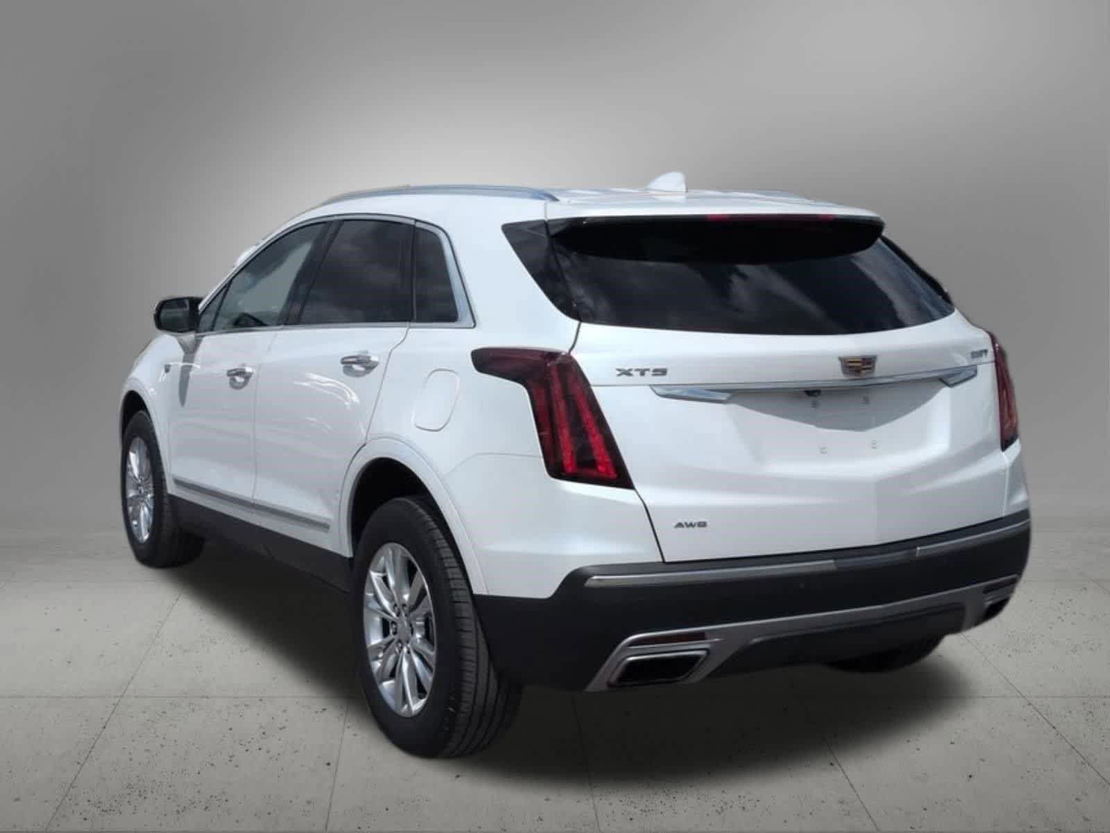 Used 2023 Cadillac XT5 Premium Luxury AWD/4WD image 4