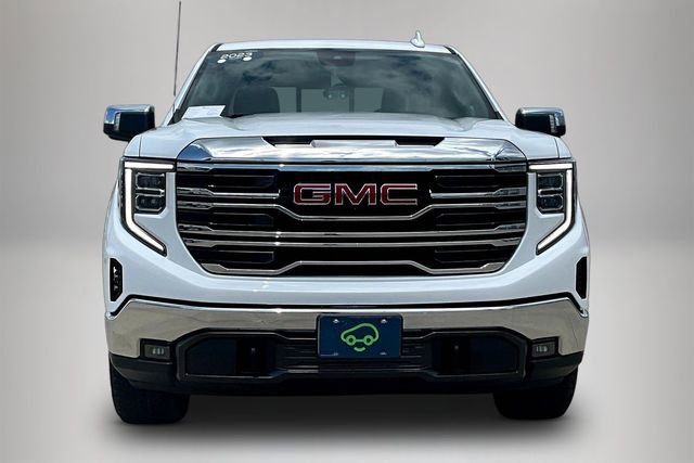 Used 2023 GMC Sierra 1500 SLT w/ SLT Premium Package AWD/4WD image 2