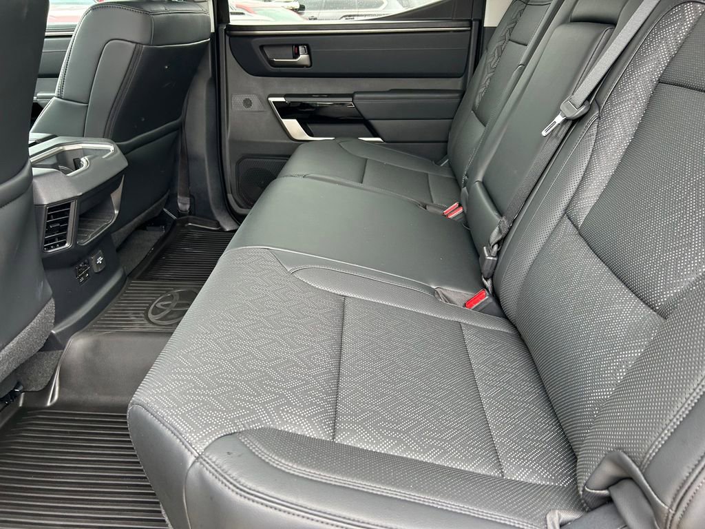 Used 2024 Toyota Tundra Limited AWD/4WD image 18