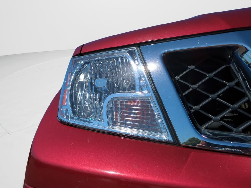 Used 2019 Nissan Frontier SV image 23