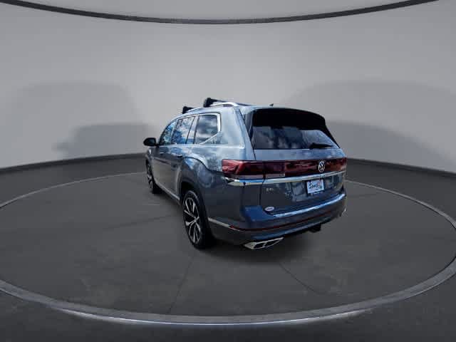 Used 2024 Volkswagen Atlas SEL Premium R-Line AWD/4WD image 6