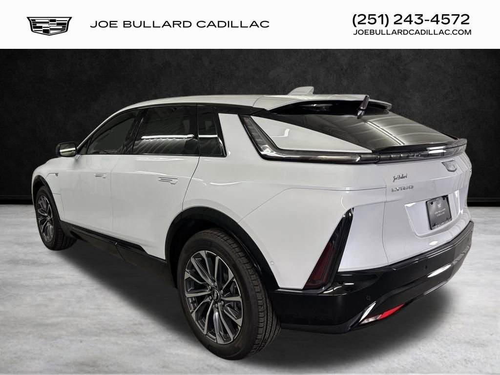 New 2026 Cadillac Lyriq Sport w/ LPO, Floor Liner Package AWD/4WD image 4