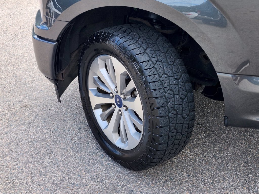 Used 2018 Ford F150 XL w/ Equipment Group 101A Mid AWD/4WD image 32