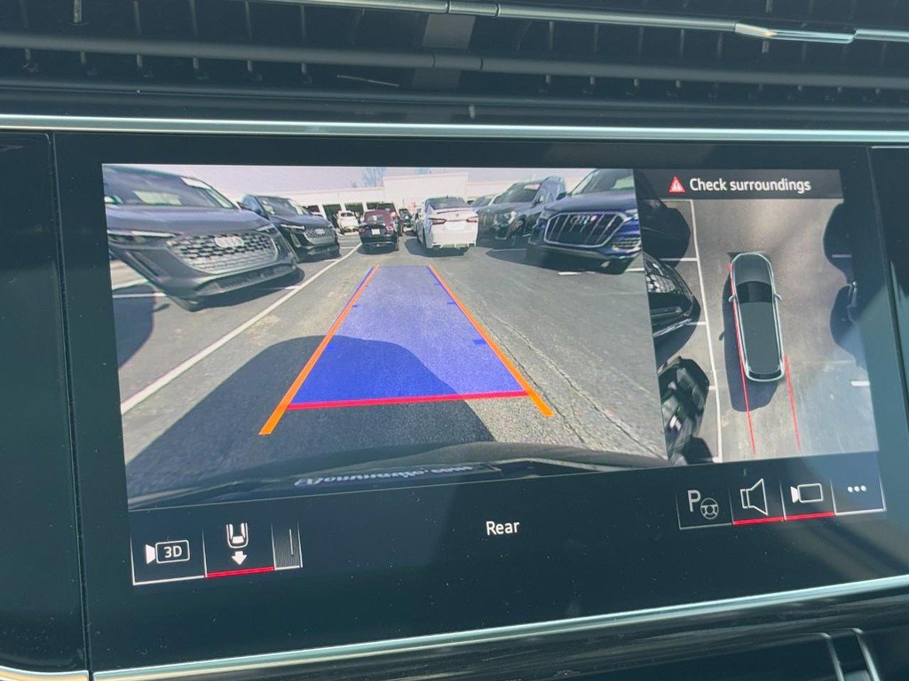 Used 2025 Audi Q7 3.0T Prestige w/ Prestige Package image 23