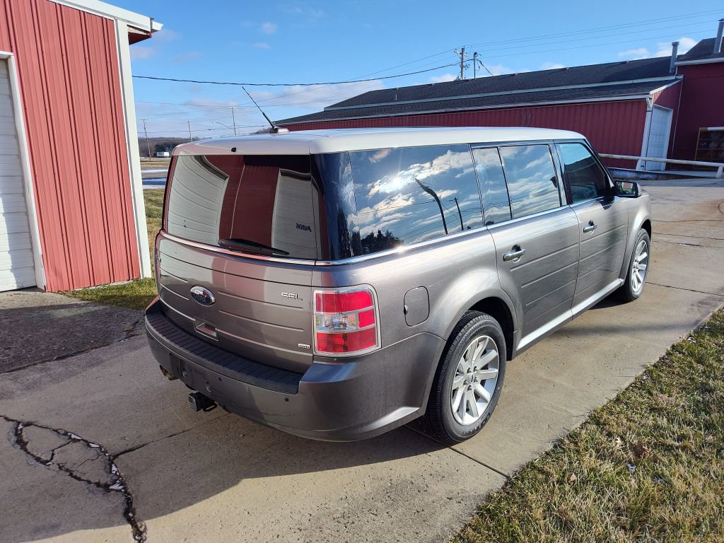 Used 2010 Ford Flex SEL image 3