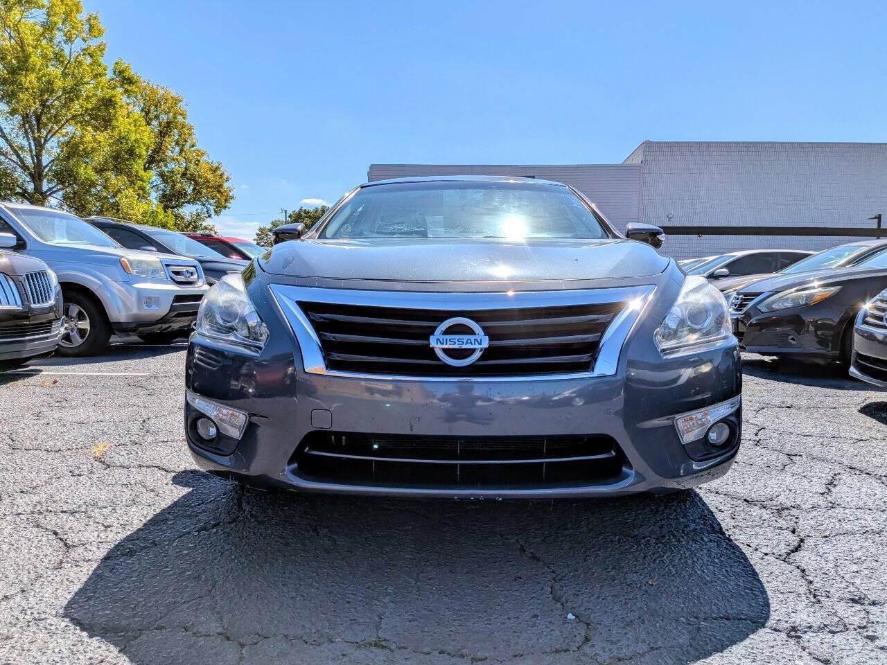 Used 2013 Nissan Altima 2.5 SL w/ Technology Pkg FWD image 8