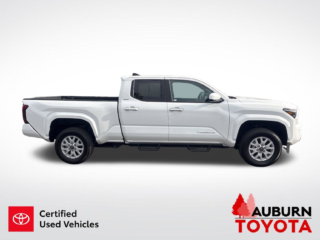 Certified 2025 Toyota Tacoma SR5 AWD/4WD image 5