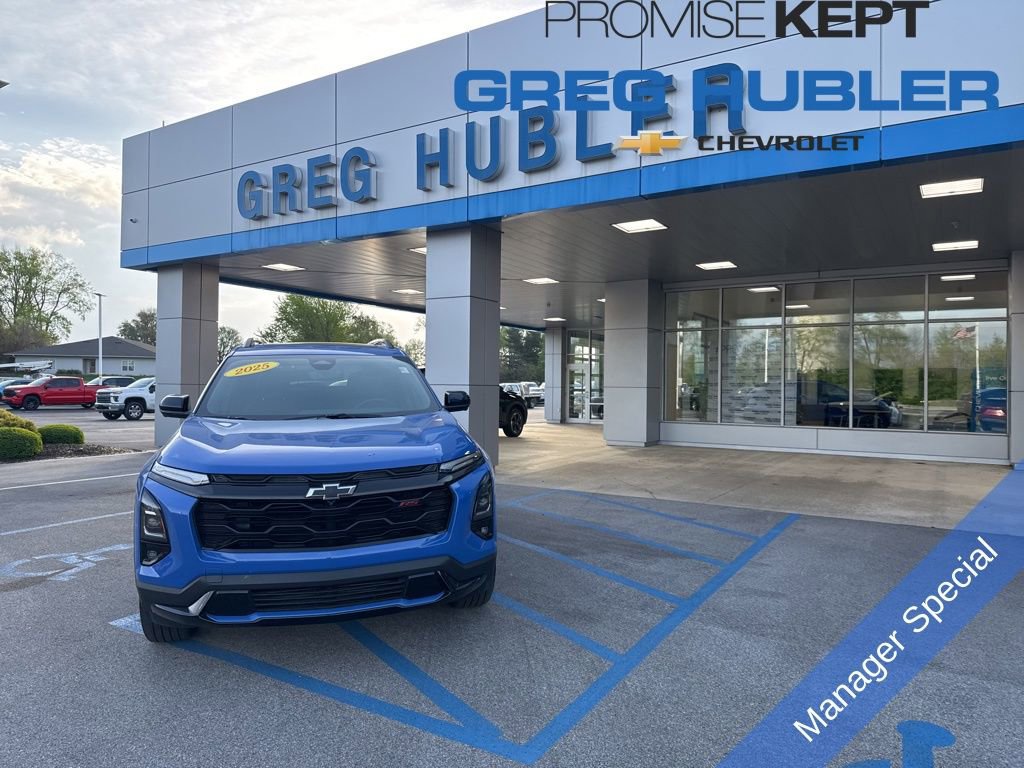 Used 2025 Chevrolet Equinox RS w/ Safety and Technology Package FWD image 2