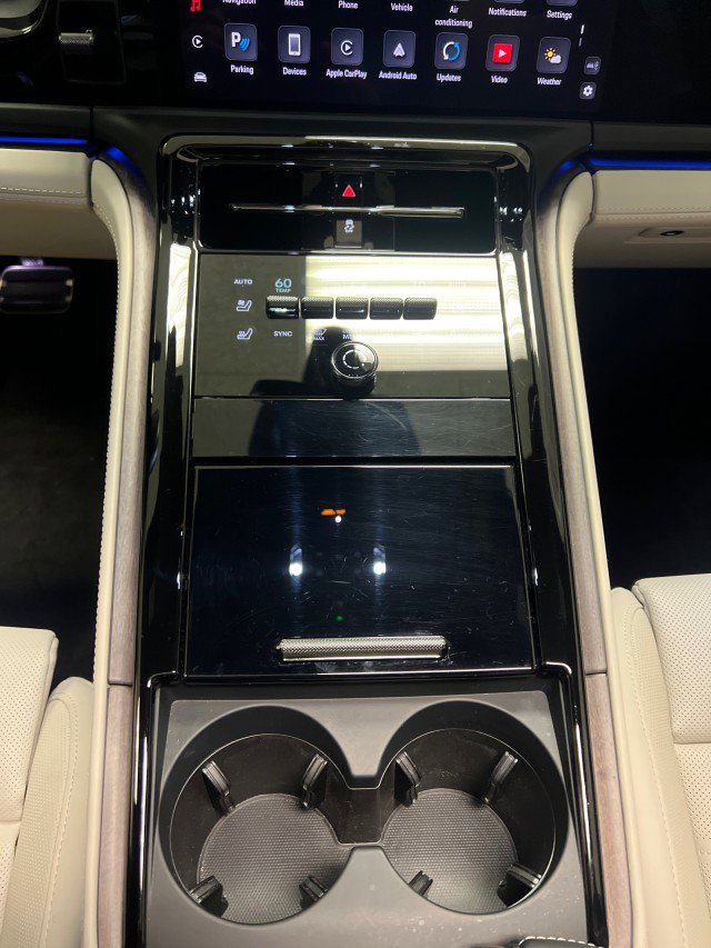 Used 2024 Porsche Panamera 4 image 29