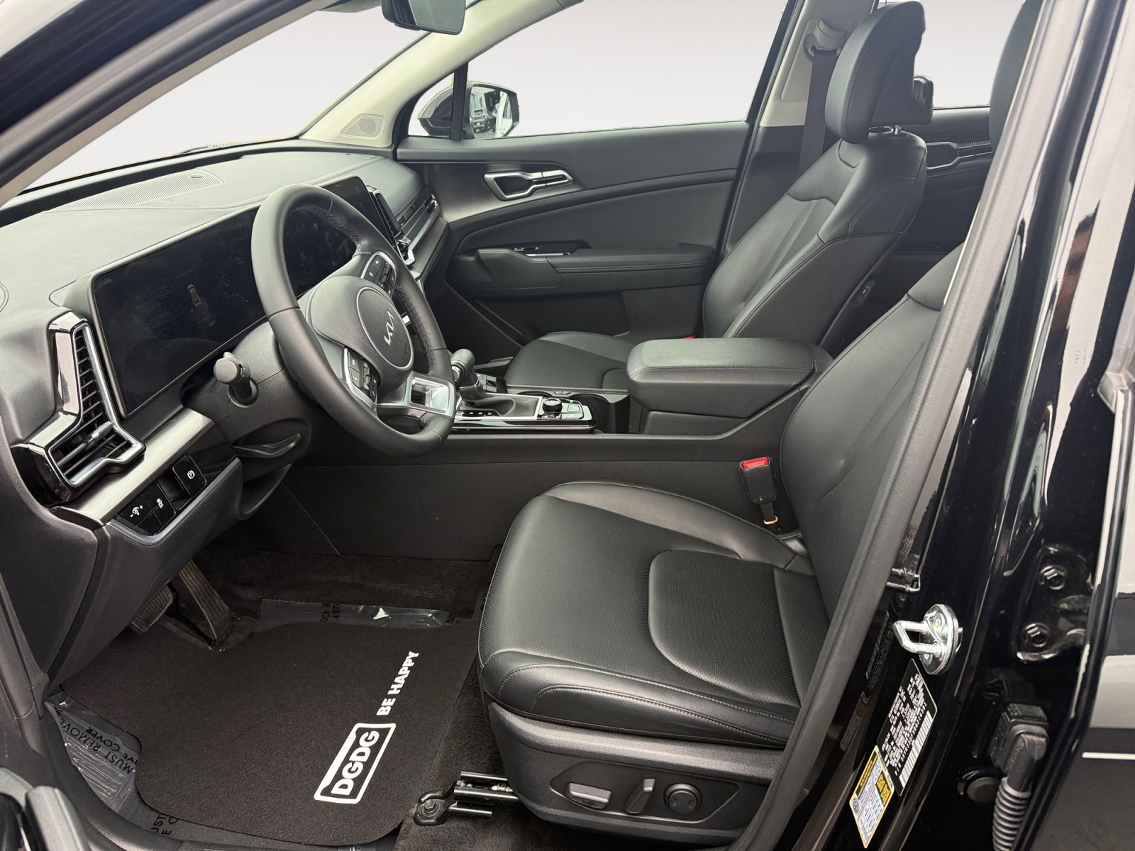 Used 2024 Kia Sportage EX FWD image 10
