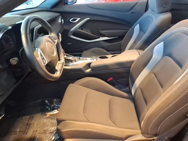 Used 2023 Chevrolet Camaro LT w/ Technology Package RWD image 15