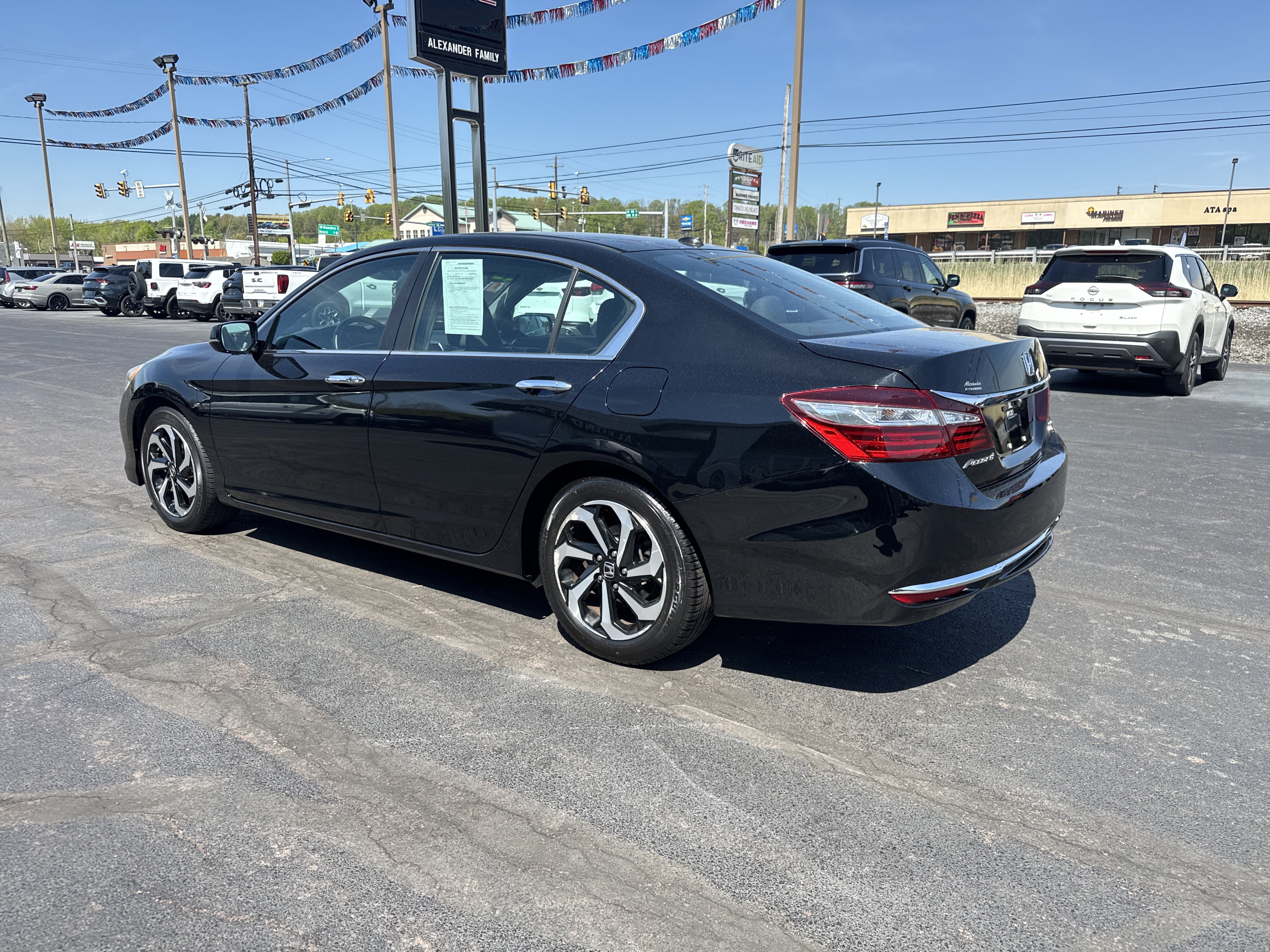 Used 2016 Honda Accord EX-L image 6