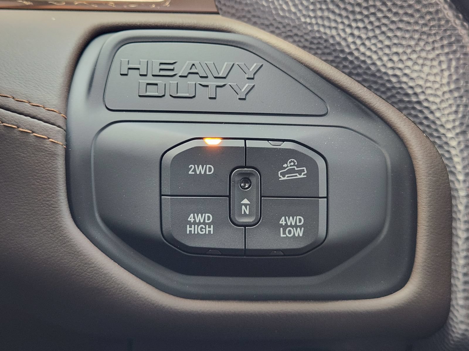 New 2026 RAM 2500 Limited AWD/4WD image 18