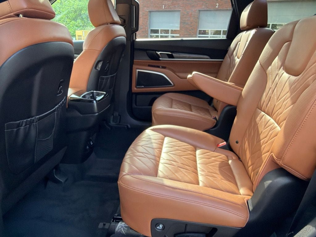 Certified 2025 Kia Telluride SX Prestige X-Line AWD/4WD image 28