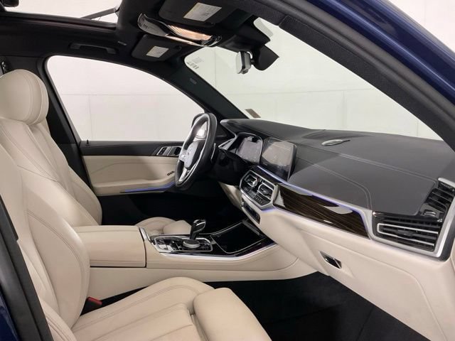 Used 2021 BMW X5 xDrive40i w/ Premium Package AWD/4WD image 34