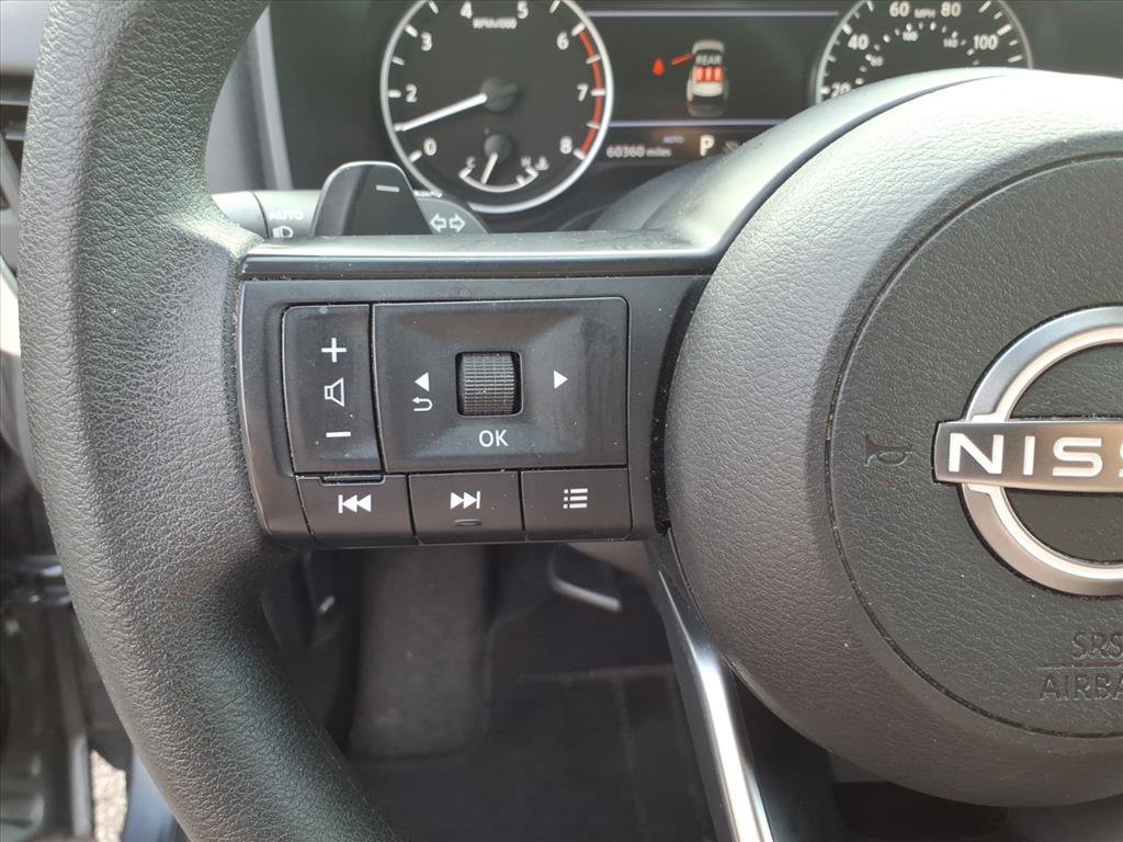 Used 2024 Nissan Rogue SV AWD/4WD image 29
