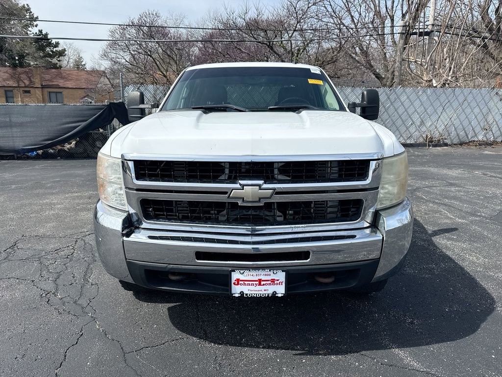 Used 2010 Chevrolet Silverado 2500 LT w/ Interior Plus Package AWD/4WD image 23