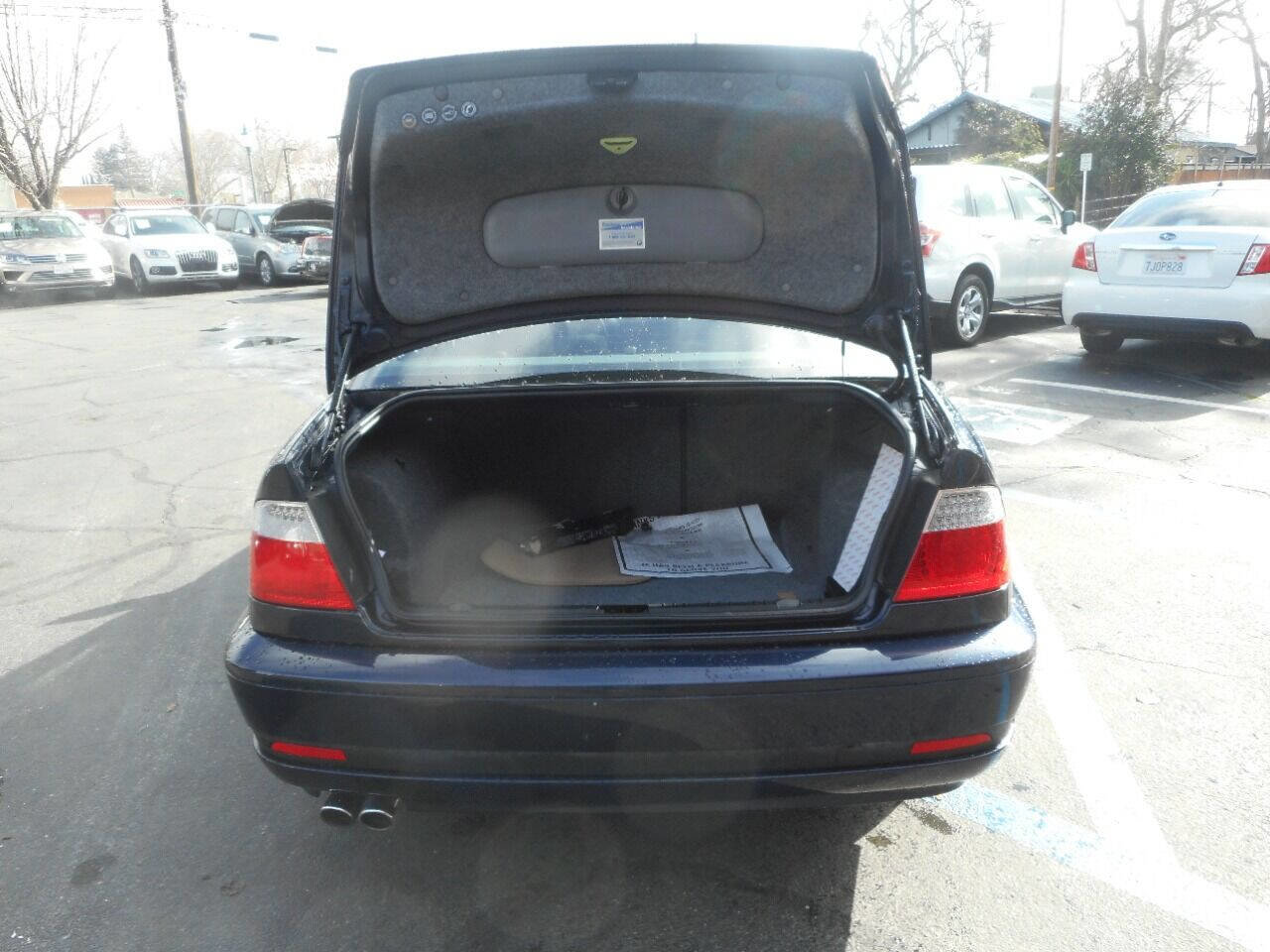 Used 2004 BMW 325Ci Coupe image 12
