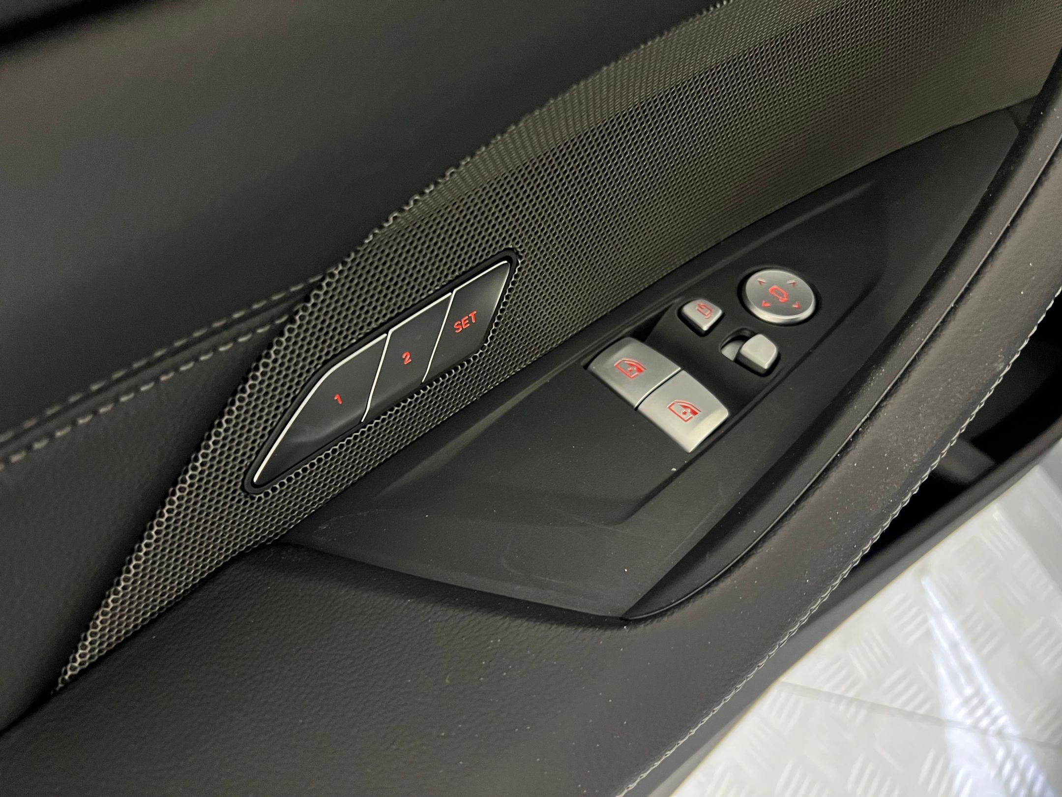 New 2026 BMW M440i Coupe w/ Premium Package image 11