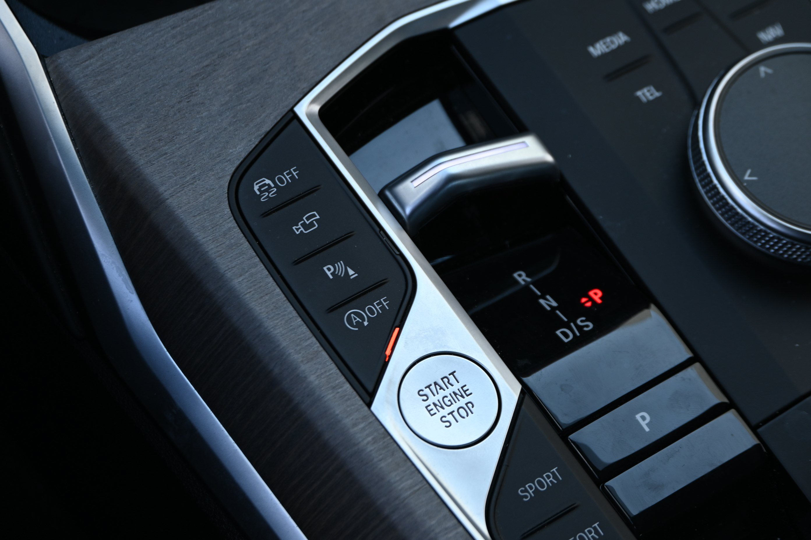 Certified 2025 BMW 330i Sedan RWD image 22