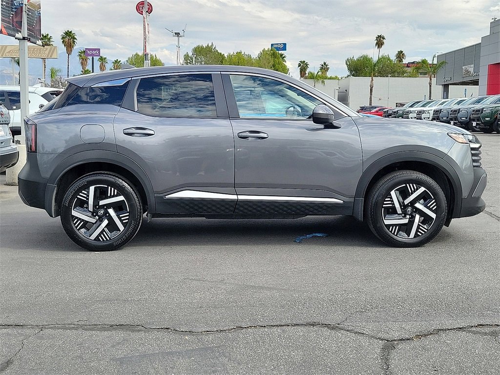 Certified 2025 Nissan Kicks SV image 28