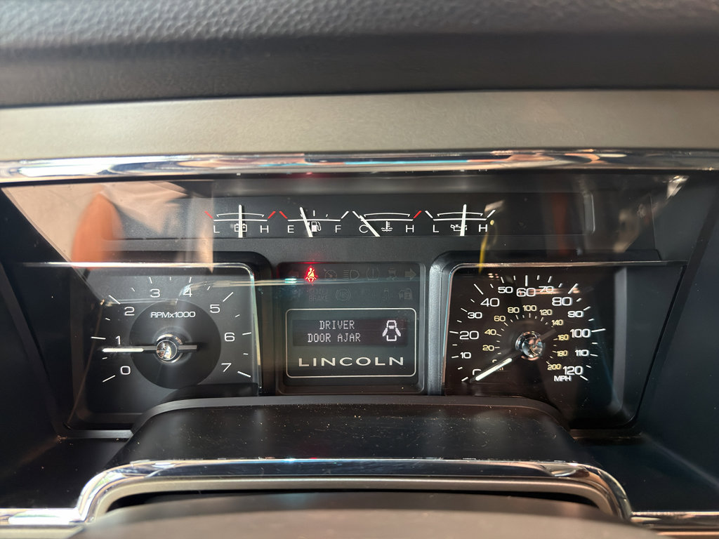 Used 2013 Lincoln Navigator 2WD w/ HD Trailer Tow Pkg image 10