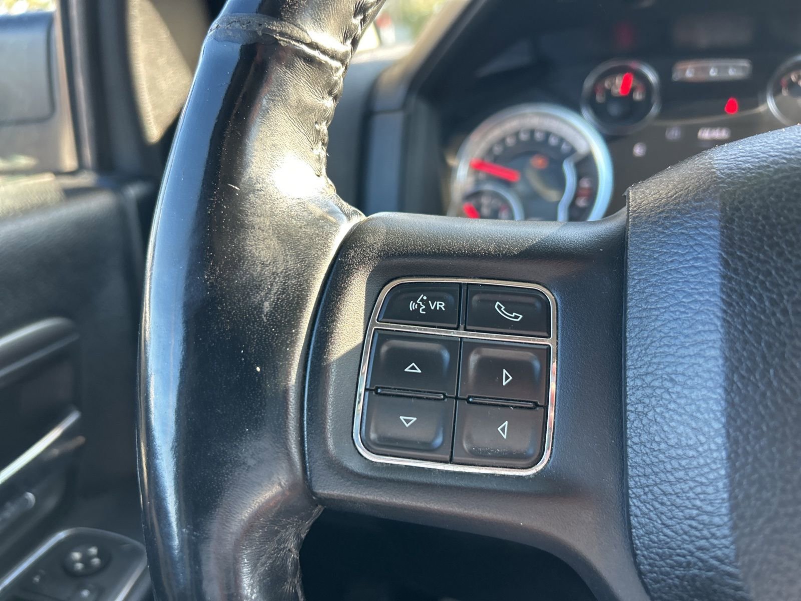 Used 2017 RAM 1500 Sport image 16