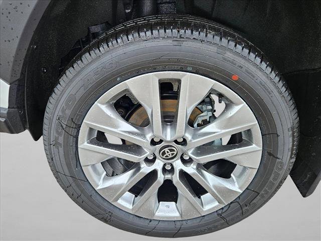 New 2025 Toyota RAV4 XLE Premium image 10