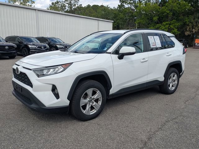 Used 2020 Toyota RAV4 XLE image 8