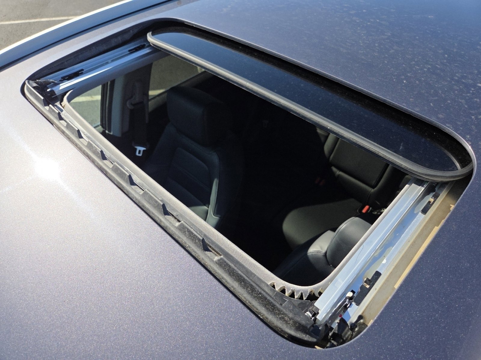 Certified 2021 Honda CR-V Touring image 4