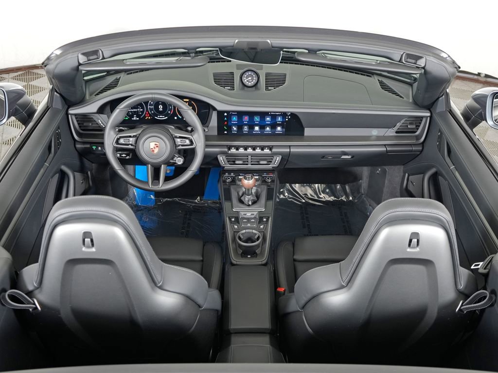 New 2026 Porsche 911 Carrera T image 21