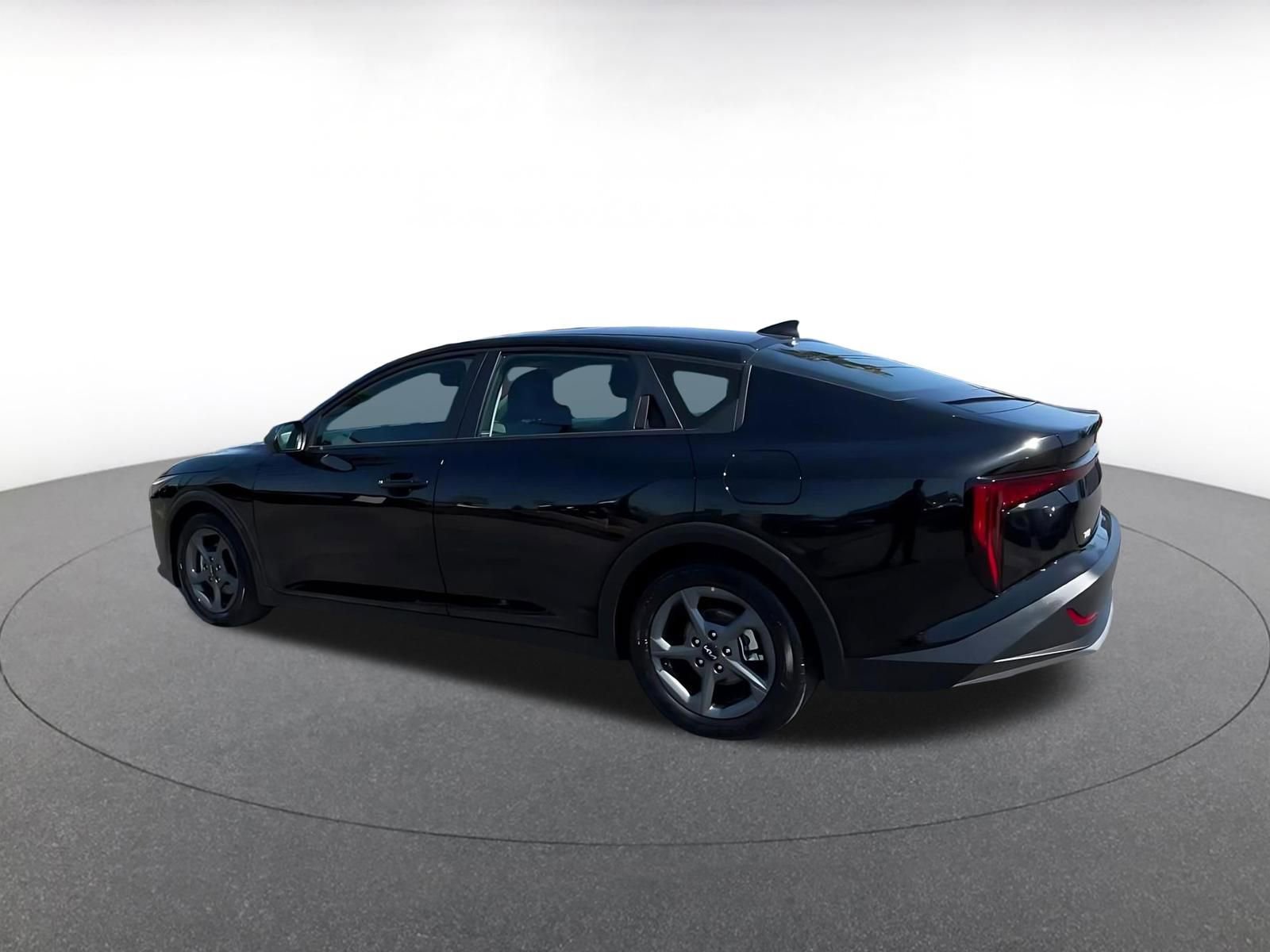 Used 2025 Kia K4 FWD image 9