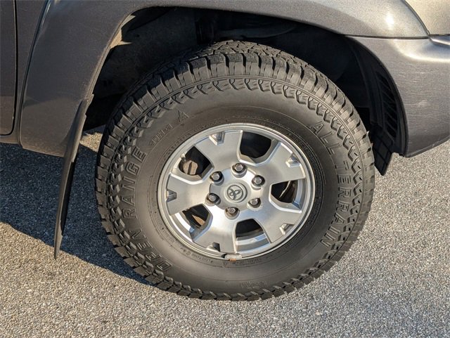 Used 2015 Toyota Tacoma TRD Pro image 16