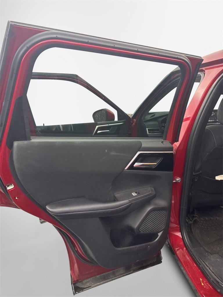 Used 2022 Mitsubishi Outlander ES image 32