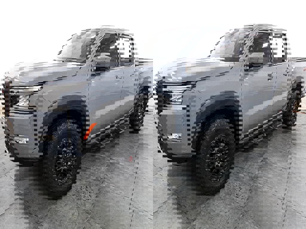 Used 2023 Nissan Frontier PRO-4X w/ Pro-4X Premium Package image 3