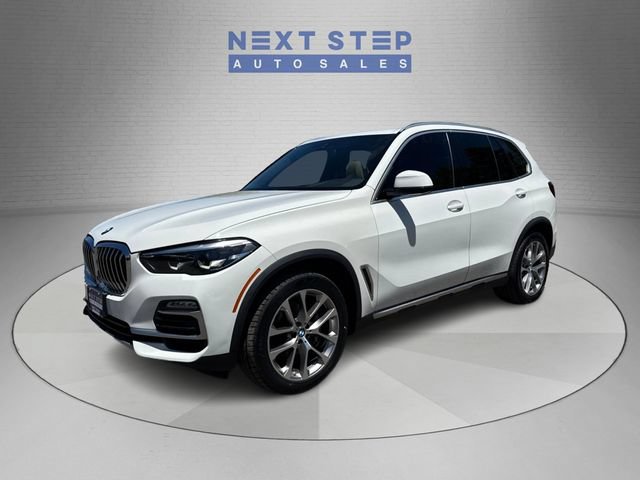 Used 2019 BMW X5 xDrive40i w/ Convenience Package AWD/4WD image 3